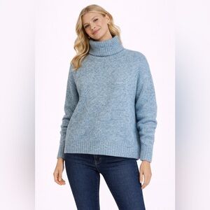 SIMONS Twik Soft Gray Knit Sweater